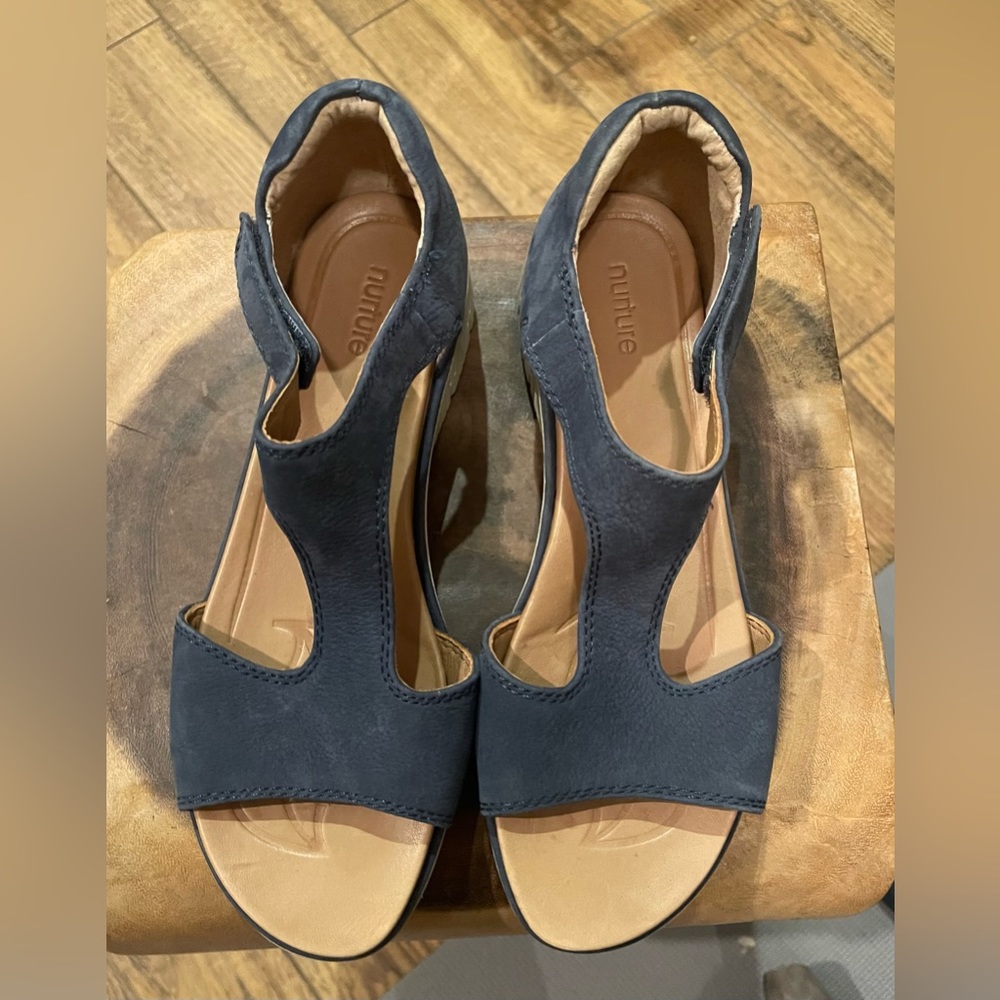 Nurture Sandals, Blue, Leather, Size 8M, Worn Once, Like New